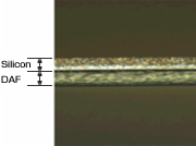 DAF 점착 실리콘 웨이퍼 칩 측면 사진